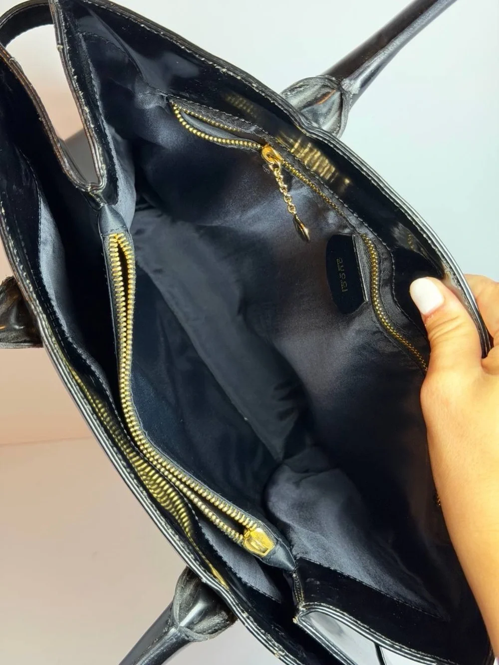 Gucci vintage black
